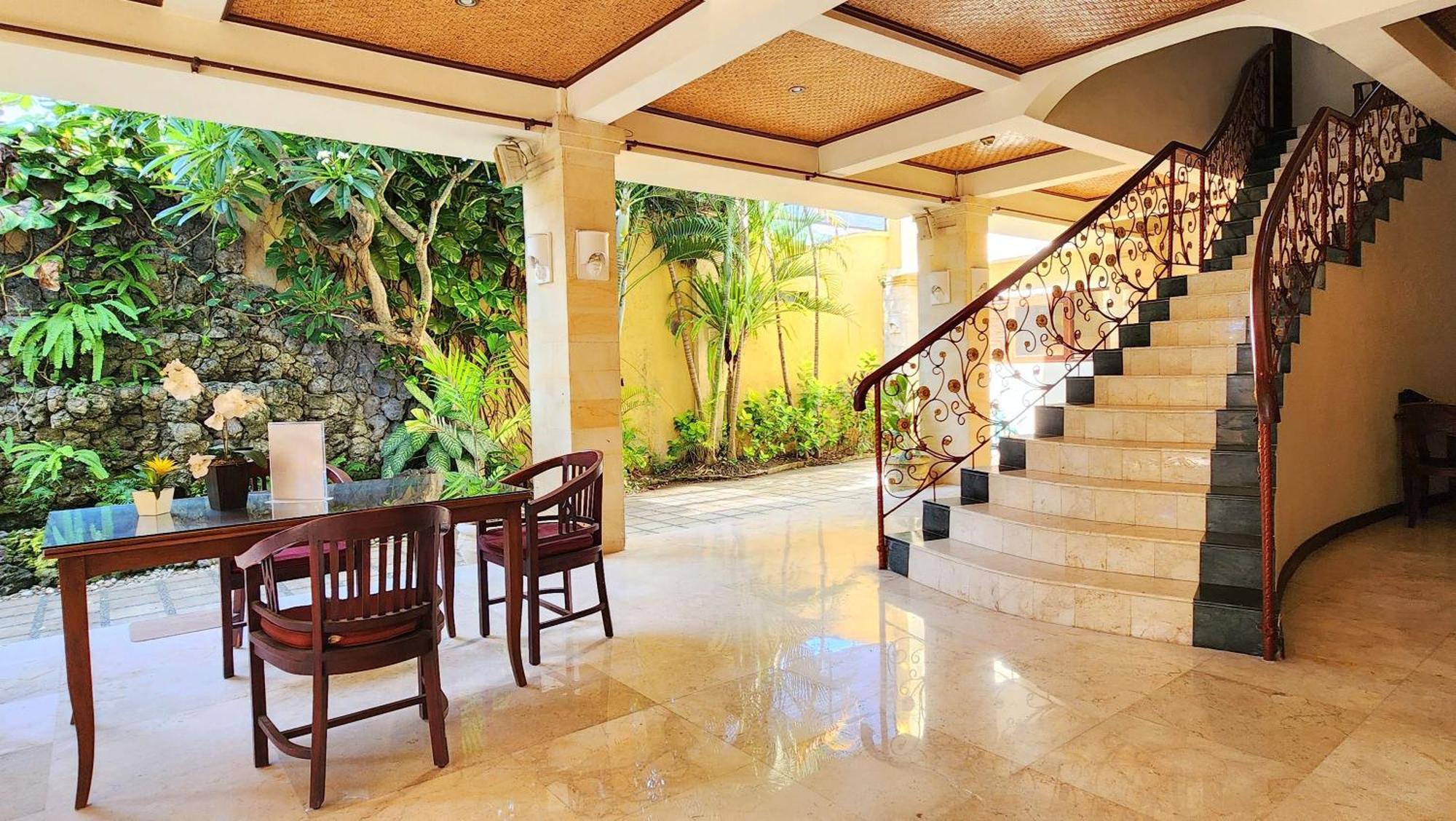 Bali Emerald Apartments Sanur Extérieur photo